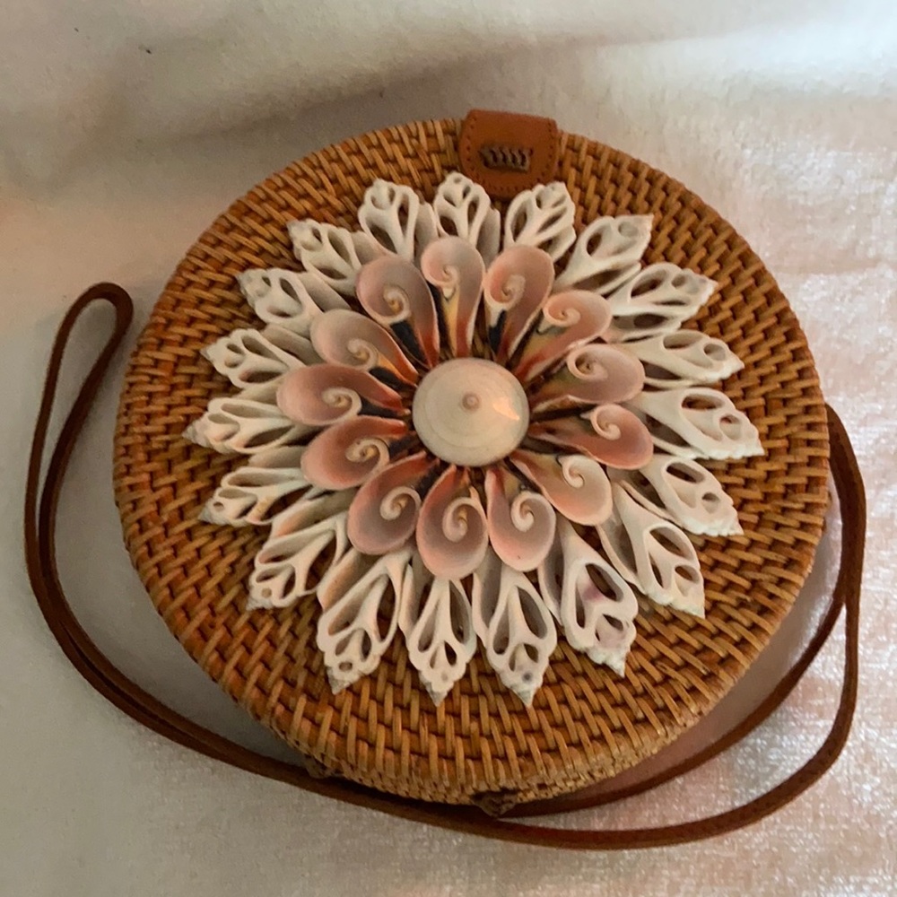 shoulder bag